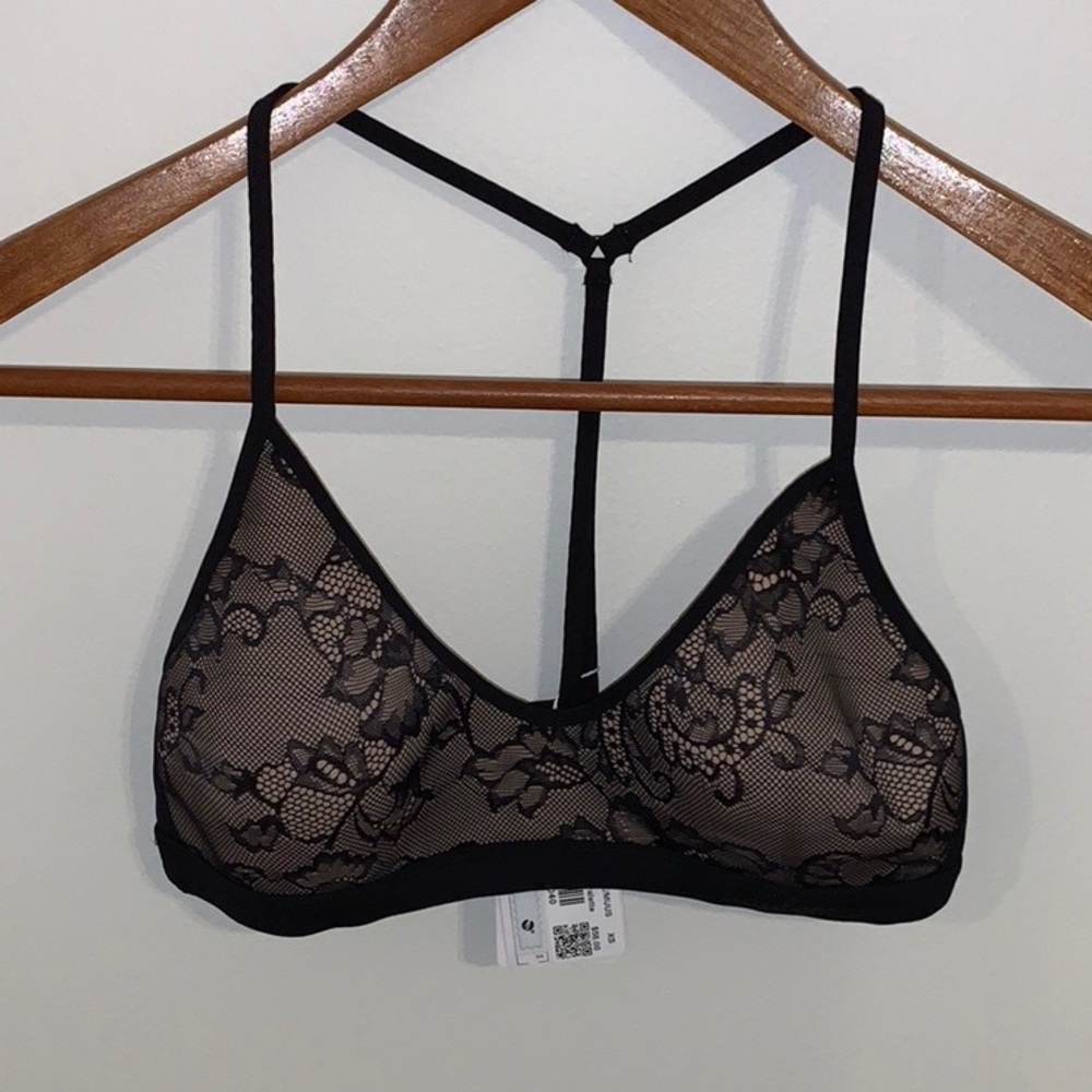 NWT lulu sports bra